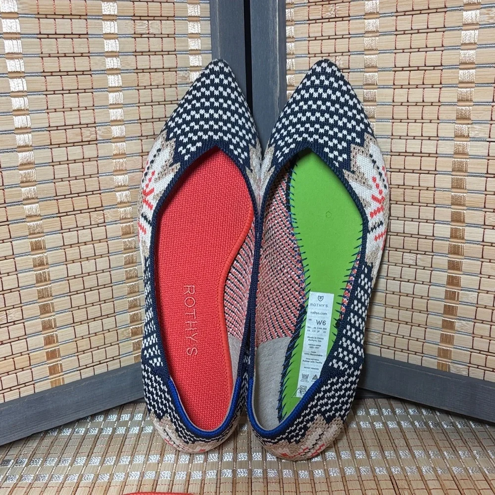 Rothy's Women's The Point Lotus Print Flats